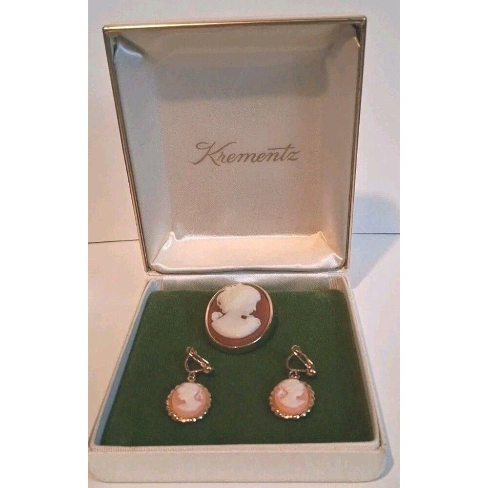 Vtg Krementz  Shell Cameo Brooch & Earrings 14k Gold Overlay In Original Box